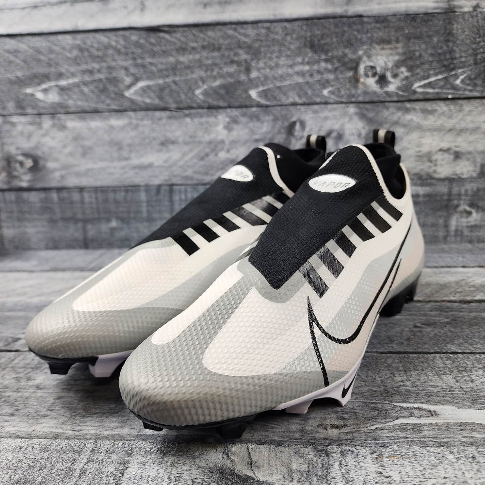 Nike Vapor Edge Pro 360 Football Cleats
